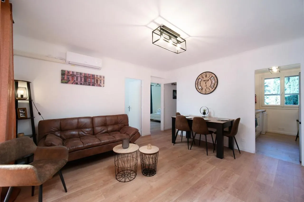 Grand Appartement 3 chambres avec clim et balcon Marseille