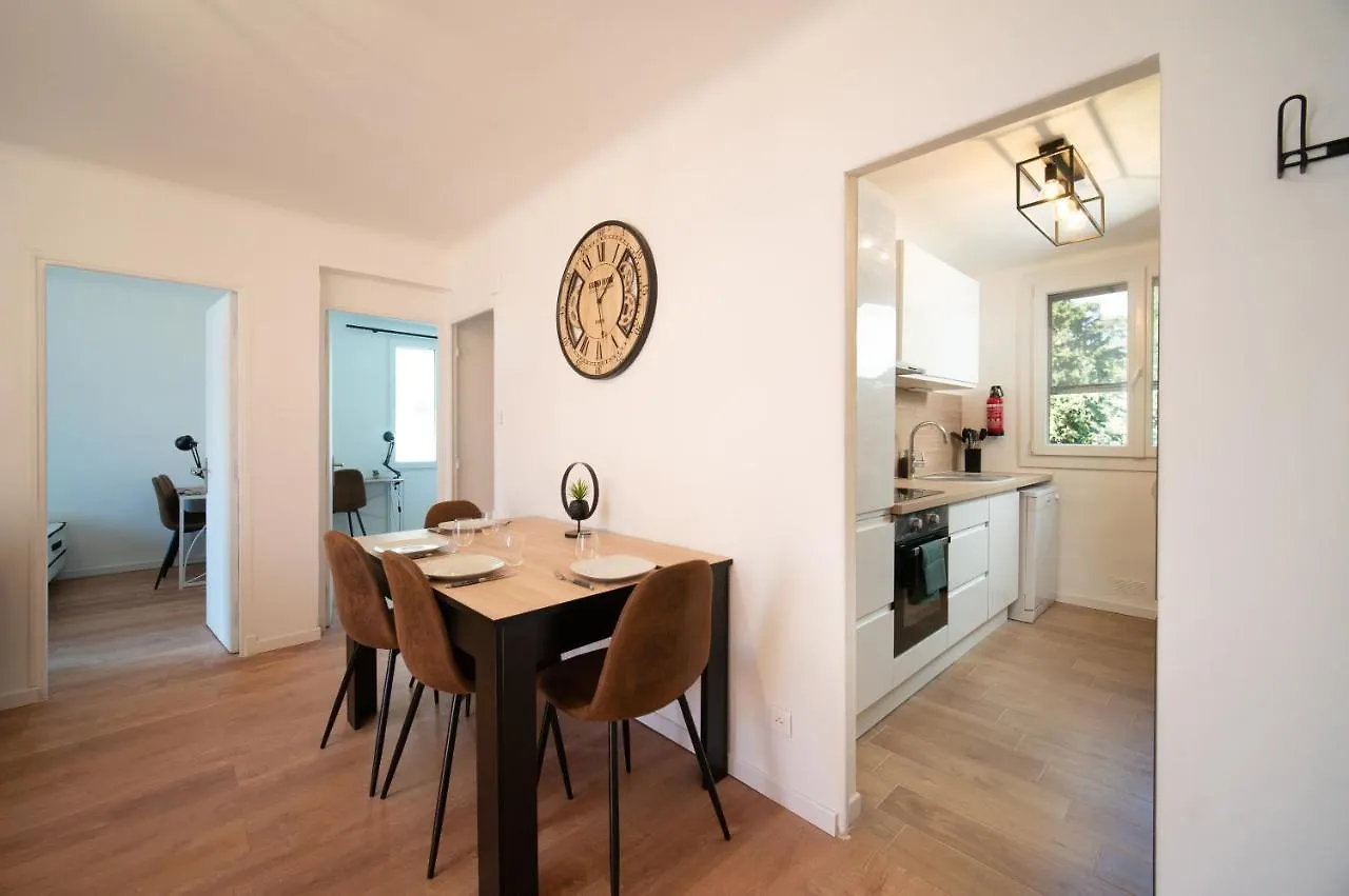 Grand Appartement 3 chambres avec clim et balcon Marseille
