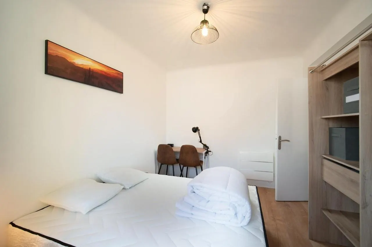 Grand Appartement 3 chambres avec clim et balcon Marseille